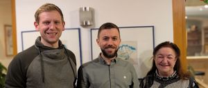 Bild enthält, Long Sleeve, Sweater, Adult, Female, Person, Woman, Male, Man, Shirt, Coat