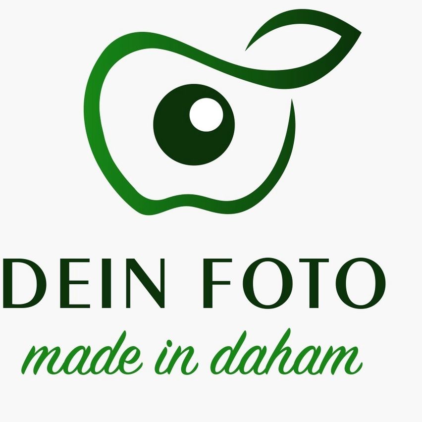 A logo with an avocado shape, 'Dein Foto' written above, and 'made in daham' below it.