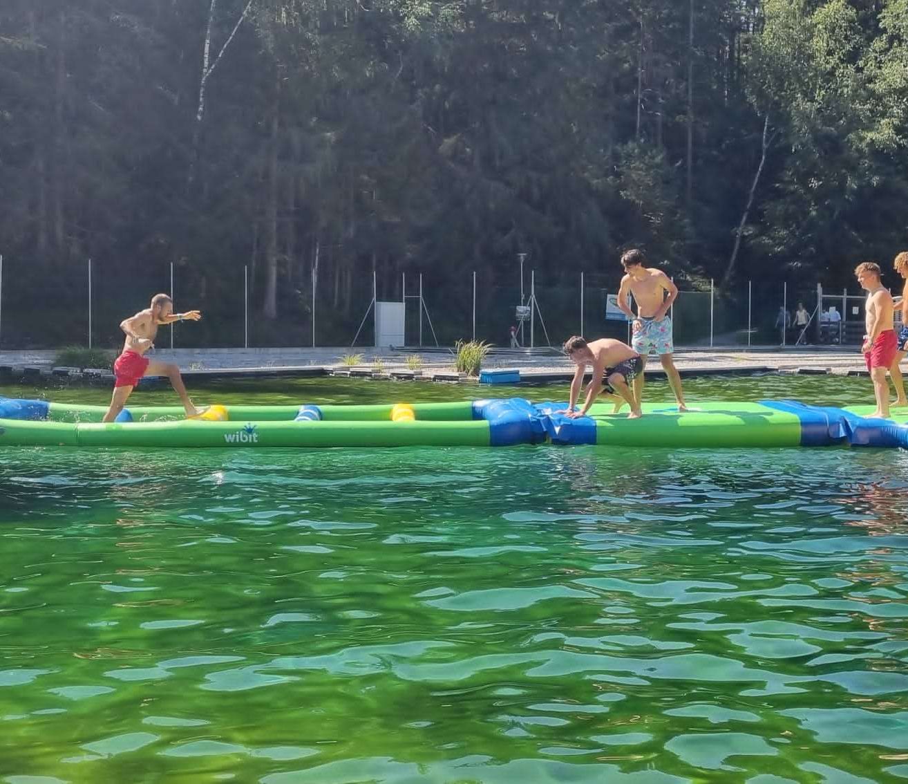 90b0389c-1bcc-46ff-b751-2640e73e3108