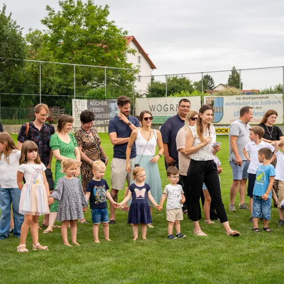 People, Person, Grass, Adult, Male, Man, Female, Woman, Child, Girl