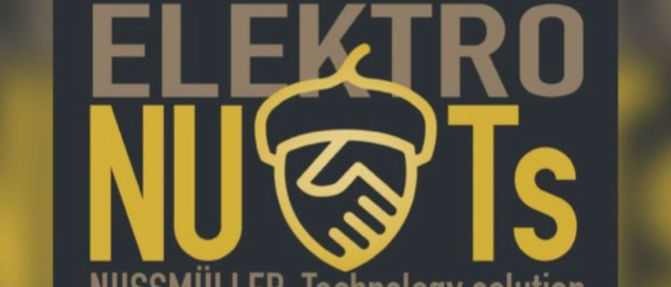 Bild enthält, Logo, Business Card, Paper, Text, Sign, Symbol