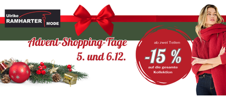 Eine Frau in einem roten Schal und Jeans posiert neben einem Weihnachtsbaum mit einer roten Schleife und wirbt für Advent-Shopping-Tage am 5. und 6. Dezember mit 15% Rabatt auf die gesamte Kollektion.