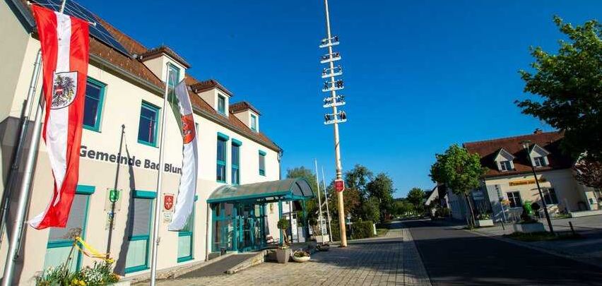 Bild enthält, City, Road, Street, Urban, Neighborhood, Hotel