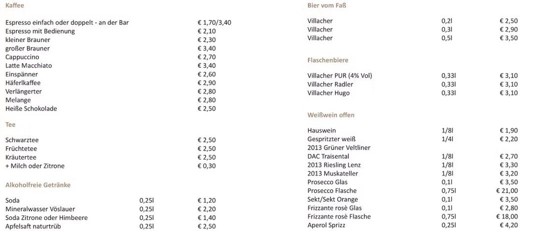Das Bild zeigt eine Weinkarte mit verschiedenen Optionen. Es listet Preise für Weine wie Villacher, Flaschenbiere und Rotwein auf. Die Karte beinhaltet auch Spirituosen wie Grappa, Campari und verschiedene Liköre. Die Preise reichen von €0,25 bis €4,10.