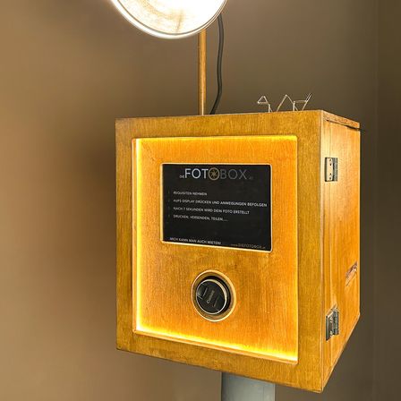 Bild enthält, Lighting, Lamp