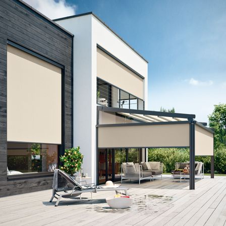 Bild enthält, Indoors, Interior Design, Building, Housing, Car, Vehicle, Door, House, Chair, Furniture