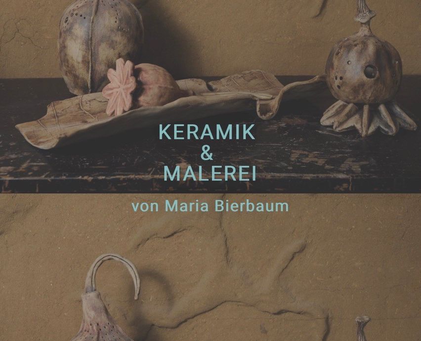 The image shows clay pottery and ceramic sculptures on a wooden surface. A leaf-shaped object is in the center, with other sculptures on either side. The words 'Keramik & Malerei' are written above.