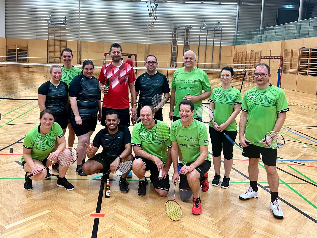 Bild enthält, People, Person, Groupshot, Adult, Female, Woman, Male, Man, Boy, Teen