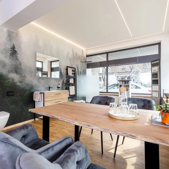 Bild enthält, Indoors, Interior Design, Dining Room, Dining Table, Furniture, Table, Living Room, Home Decor, Wood, Tabletop