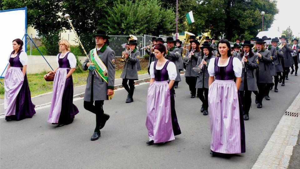 v1_migrated_image_52055280