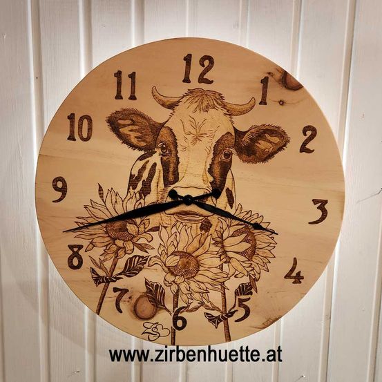 Bild enthält, Clock, Analog Clock, Wall Clock