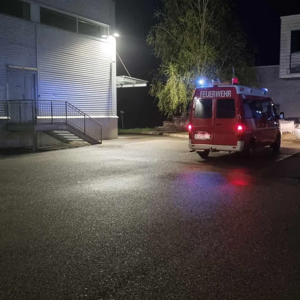 Moving Van, Transportation, Vehicle, Architecture, Building, Fire Truck, Truck