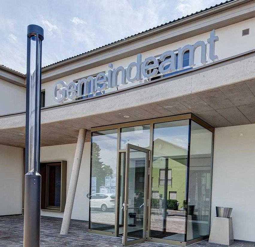 Bild enthält, Car, Mace Club, Floor