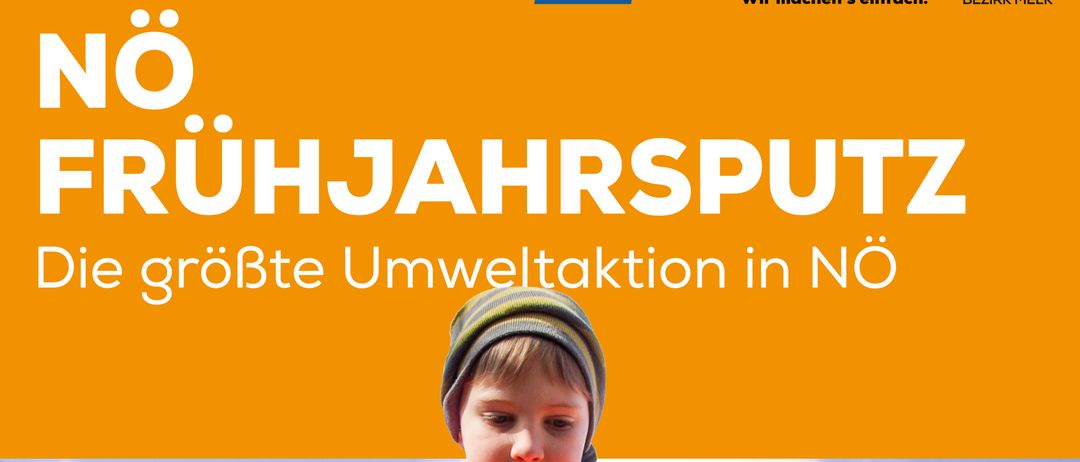 Bild enthält, Advertisement, Poster, Boy, Child, Male, Person, Jacket, Face, Worker, QR Code