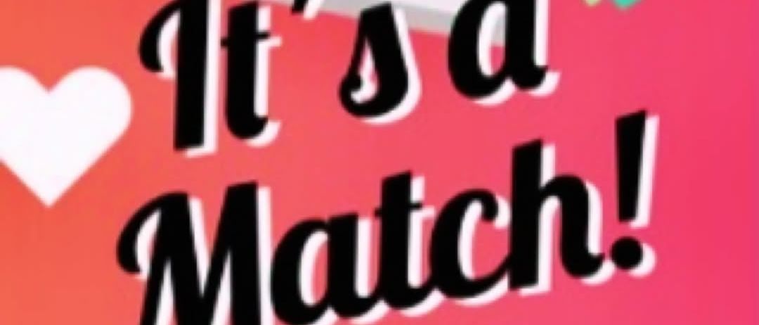 Plakat für eine Veranstaltung namens Match, das ein küssendes Paar zeigt, mit Details zum nächsten Event: 10. Jan. um 21 Uhr. Es ist ein Match!