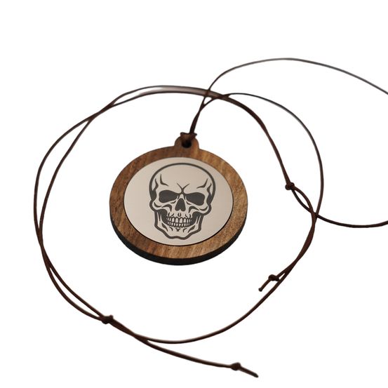 Bild enthält, Accessories, Jewelry, Necklace, Pendant, Face, Head, Person