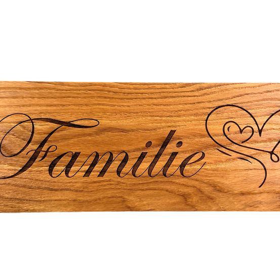 Familientafel zur Begrüßung von Gästen