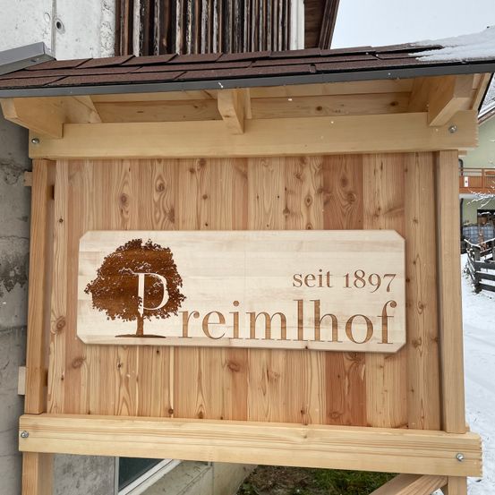 Bild enthält, Wood, Hardwood, Stained Wood, Indoors, Interior Design, Plywood