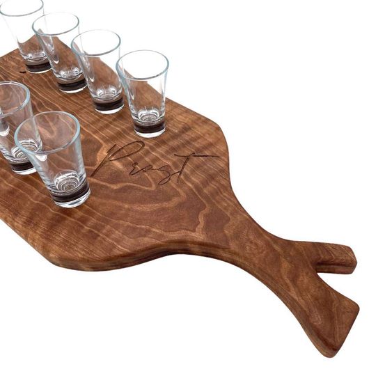 Bild enthält, Wood, Hardwood, Glass, Stained Wood, Furniture, Table