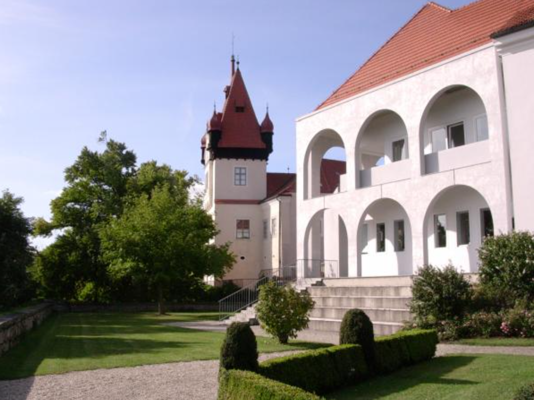 v1_migrated_image_38607757