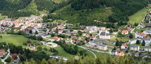 Bild enthält, Landscape, Nature, Outdoors, Scenery, Panoramic, Neighborhood, Building, Grass, Park, Countryside