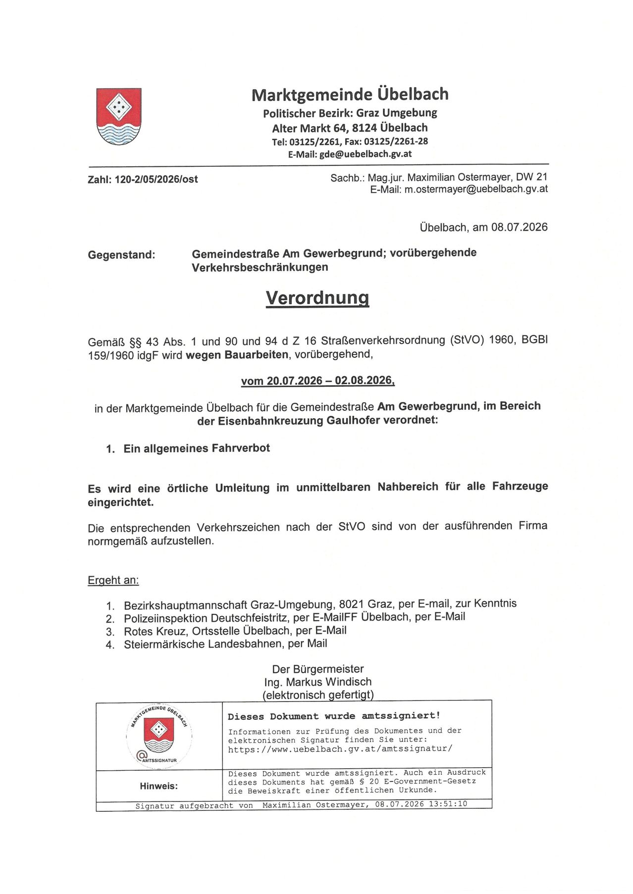 Document dated August 8, 2026, from Uebelbach, Austria. It announces a temporary traffic ban on Gemeindestraße Am Gewerbegrund due to construction work. The ban is effective from July 20, 2026, to August 2, 2026, in the market community of Uebelbach. It affects all vehicles.