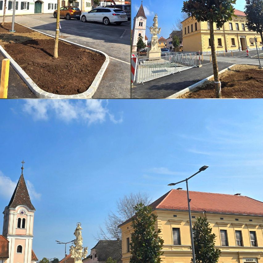 Vier Bilder von Stadtbau: ein Baum in einer Bordsteinkante gepflanzt, eine Statue mit einem Zaun, ein Gebäude im Bau und eine Straße mit einem Gebäude und einem Glockenturm.