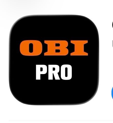 Schwarzes quadratisches Symbol mit orangefarbenem Text, der OBI PRO auf einem weißen Hintergrund liest.