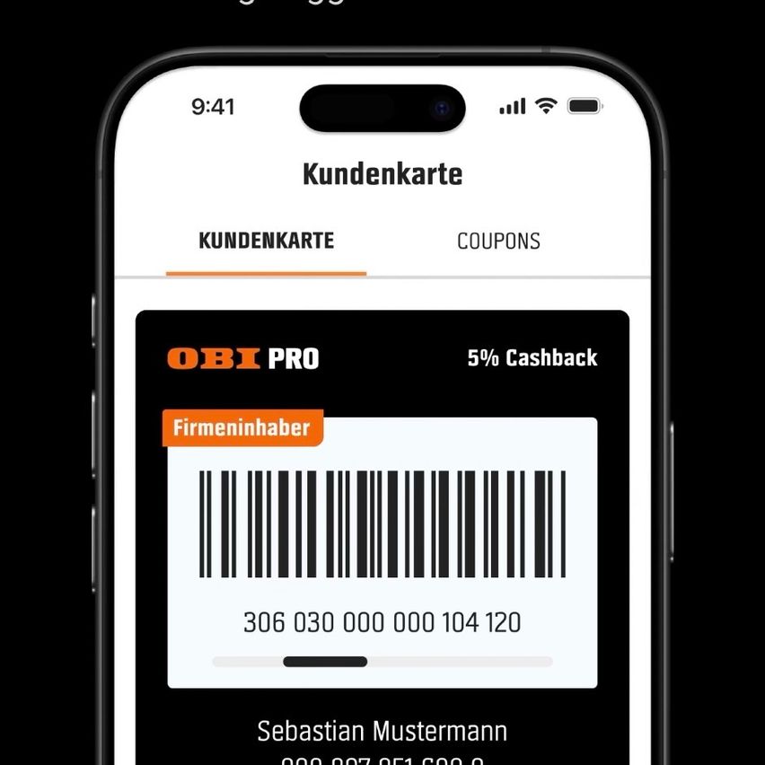 Ein Bild des Smartphone-Bildschirms zeigt die Obi Pro-App. Es zeigt ein 5% Cashback-Angebot, einen Barcode und den Namen Sebastian Mustermann. Die Zeit auf dem Telefon ist 9:41.