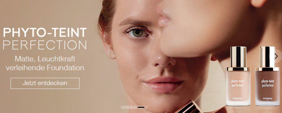 Bild enthält, Head, Person, Face, Adult, Female, Woman, Bottle, Cosmetics, Perfume, Lipstick