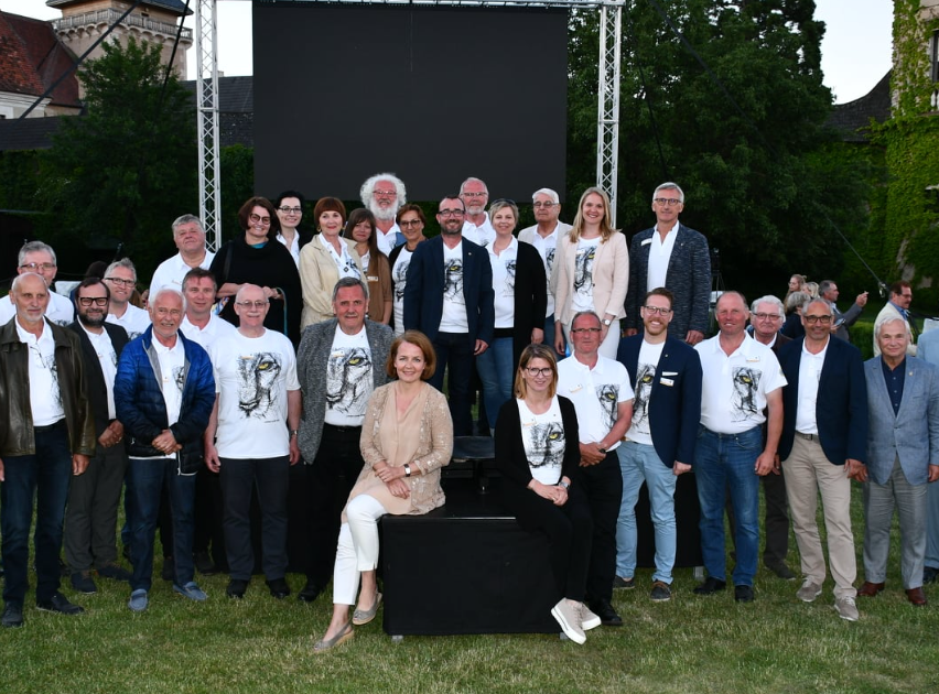 v1_migrated_image_82724479