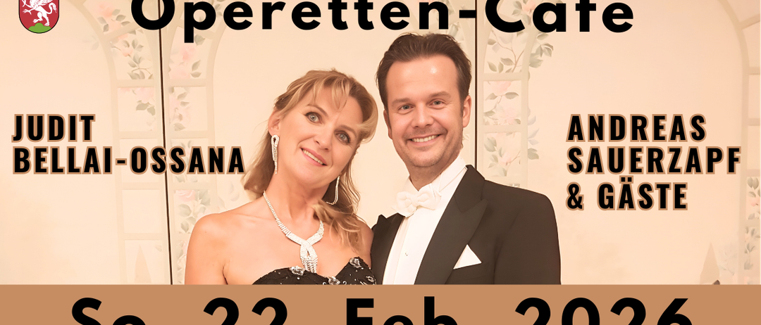 Ein Paar in formeller Kleidung, lächelnd und posierend für ein Bild, mit 'Operetetten-Cafe' und 'ANDROSSANA & G' im Hintergrund, datiert auf den 22. Februar 2020.