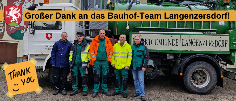 Bild enthält, Coat, Truck, Adult, Male, Man, Person, Logo, People, Vest, Symbol