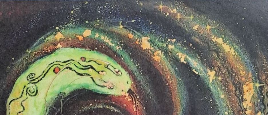 Ein Plakat für eine Ausstellung mit dem Titel 'DRACHE', das einen leuchtend grünen Drachen inmitten einer wirbelnden Galaxie aus Sternen und Farben zeigt. Der Text ist auf Deutsch und lädt zu einer Ausstellung von Drachenmythen und -legenden ein.