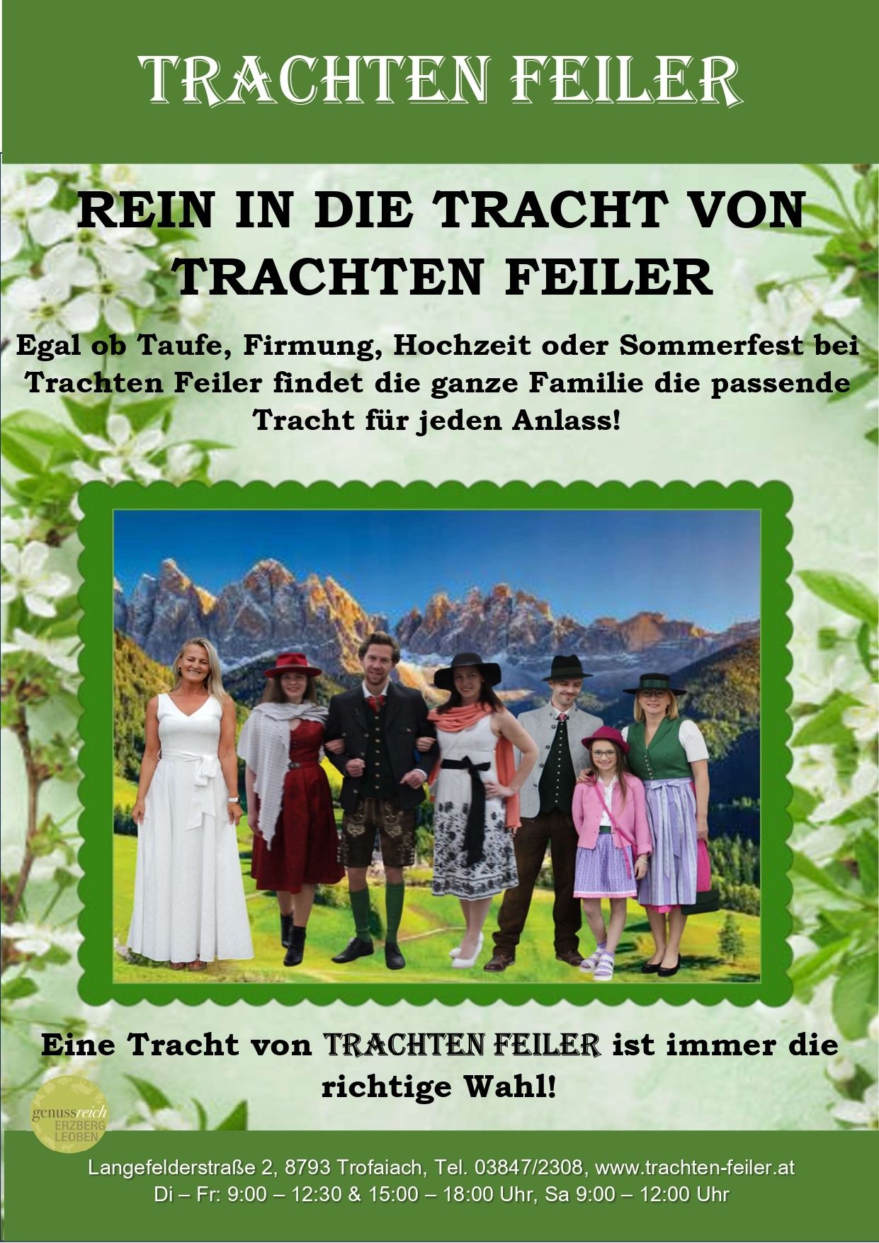 Poster mit Berghintergrund zeigt eine Familie in traditioneller bayerischer Tracht, geeignet für verschiedene Anlässe wie Hochzeiten und Feste.