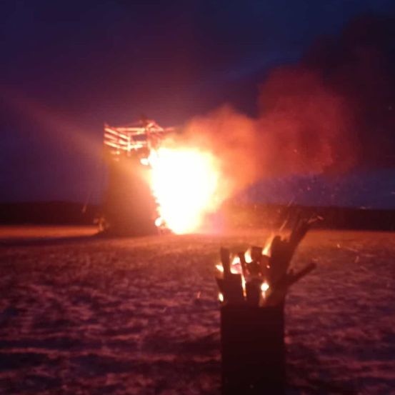 Bild enthält, Fire, Flame, Explosion