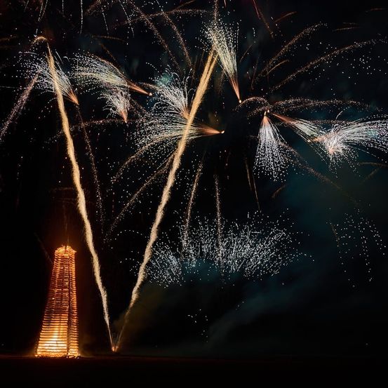 Bild enthält, Fireworks, Nature, Night, Outdoors