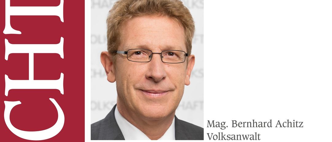 Plakat mit dem Bild eines Mannes, betitelt 'Volksanwaltschaft'. Es zeigt unten ein Datum, 18. März 2026, und einen Ort, Linz Rathaus.