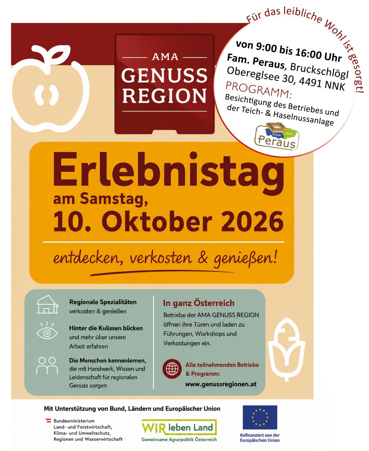 Plakat für eine Veranstaltung namens 'Erlebnistag am Samstag, 10. Oktober 2026' mit einem Apfel, einem Gebäude und einer Weltkugel, mit Text auf Deutsch über regionale Spezialitäten und Aktivitäten.