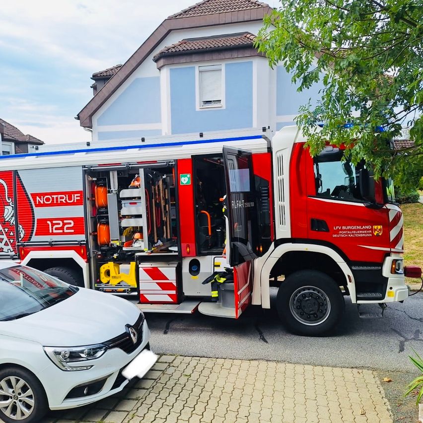 Feuerwehr Deutsch Kaltenbrunn mit Notruf 122 und Ausrüstung in Kaltenbrunn, Burgenland