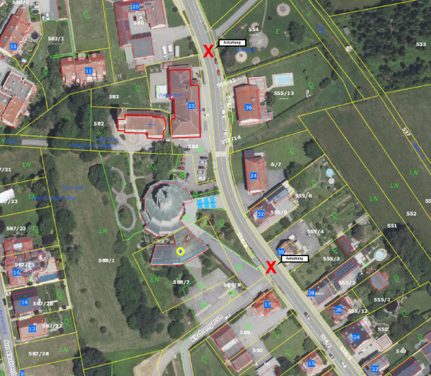 Bild enthält, Intersection, Road, Neighborhood, City, Airport, Airfield, Urban, Outdoors