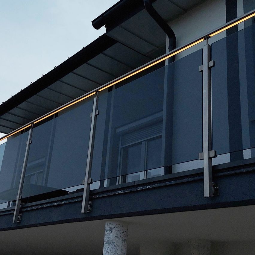 Bild enthält, Handrail, Architecture, Building, Railing, Balcony