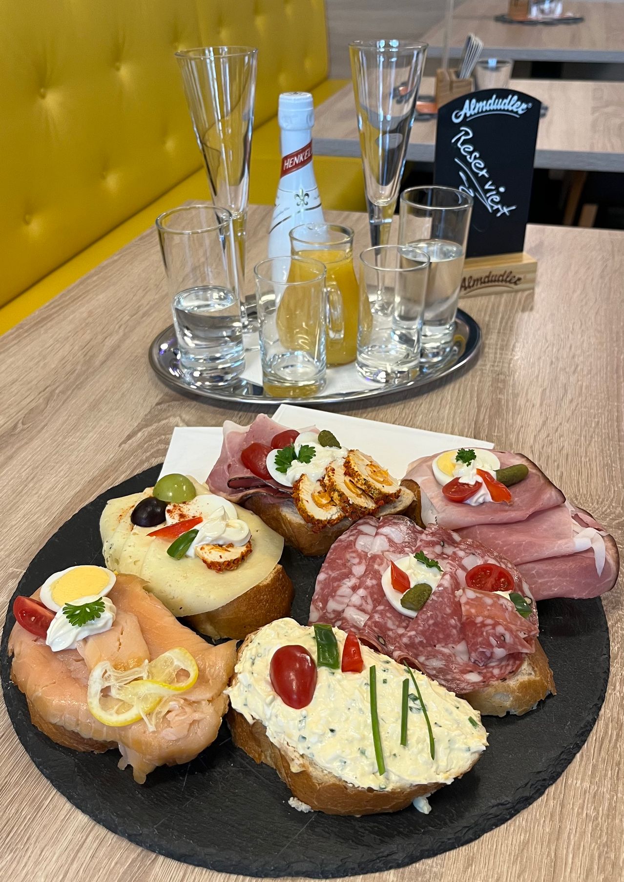Bild von Brunch @ CafeBarMiTo St. Oswald 