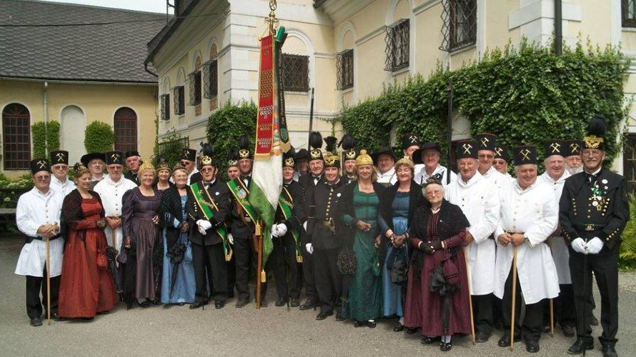 v1_migrated_image_63384512