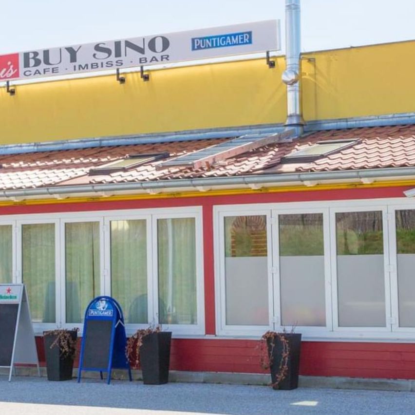 Bild enthält, Indoors, Restaurant, Diner, Building, Interior Design, Plant