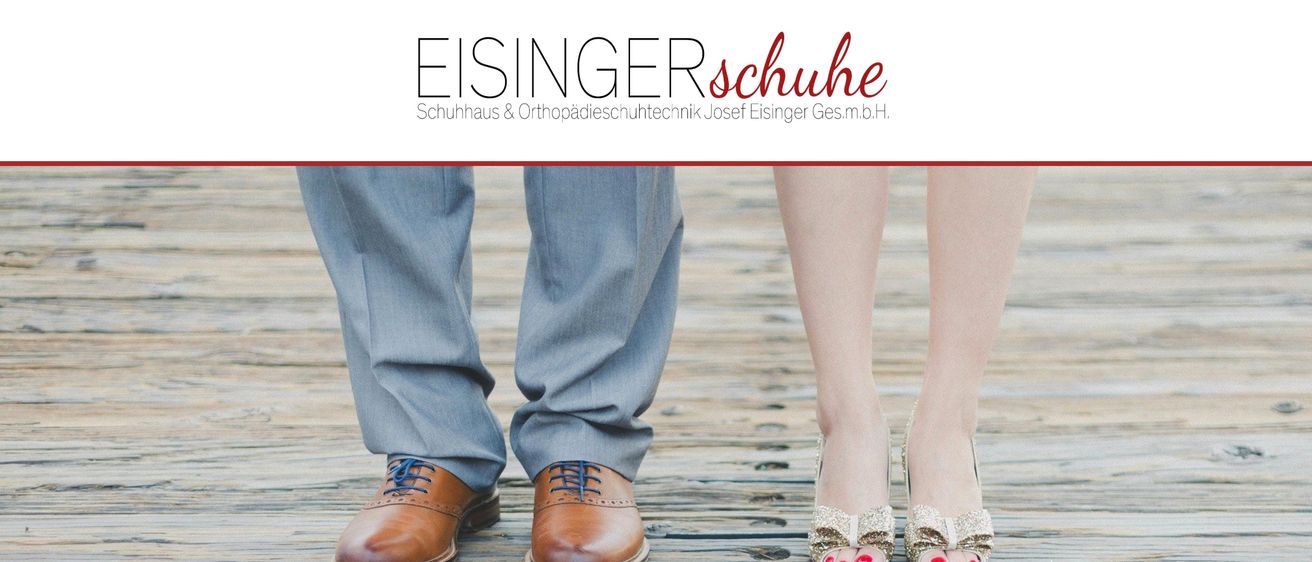 Bild enthält, Clothing, Footwear, Shoe, Sneaker, Sandal, Jeans, Pants, Person