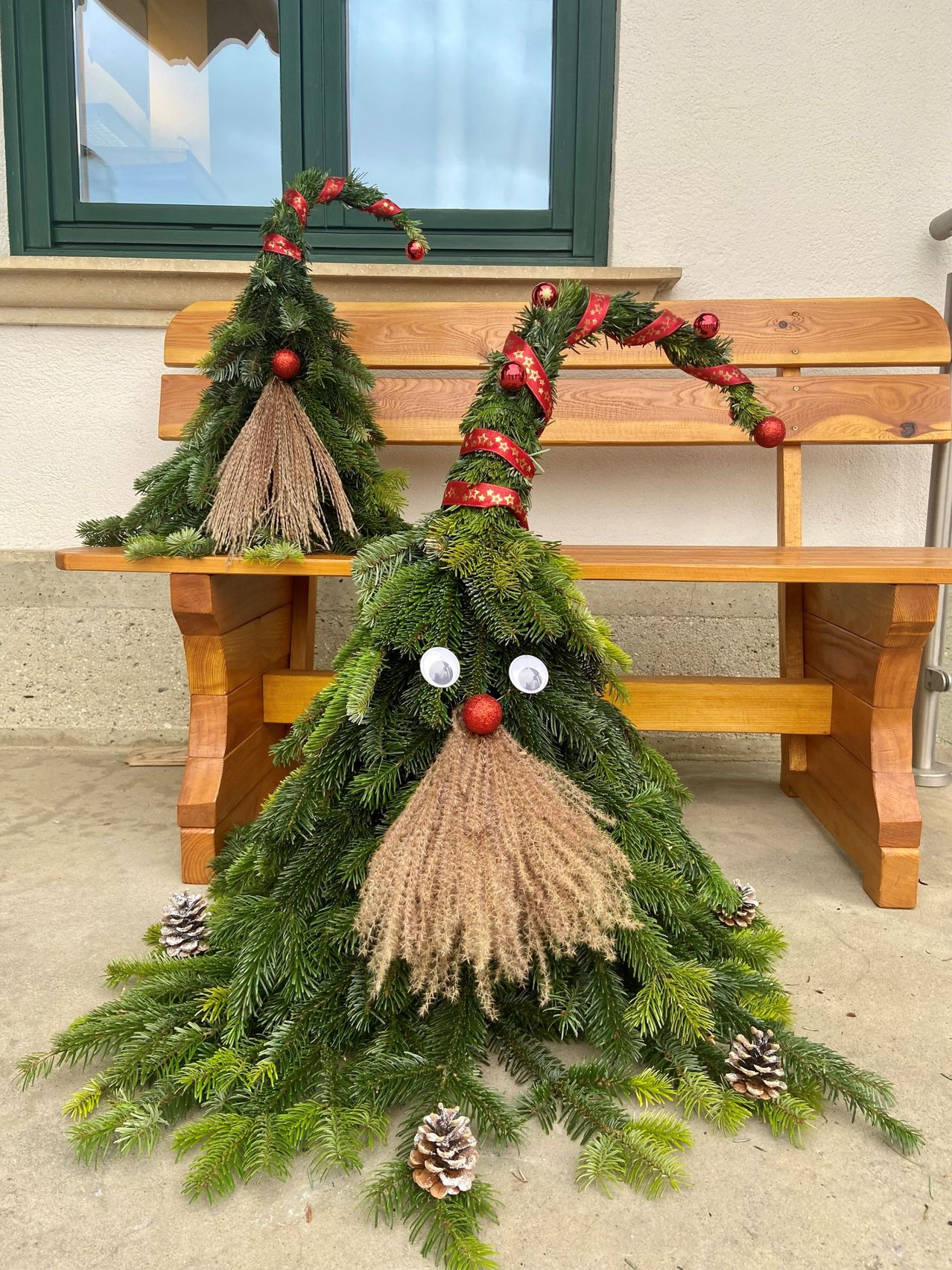 Bild enthält, Christmas, Christmas Decorations, Festival, Christmas Tree, Christmas Tree Ornaments