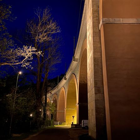 Bild enthält, Arch, Architecture, Building, Bridge, Viaduct, Road