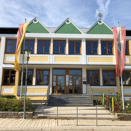 v1_migrated_image_8870732