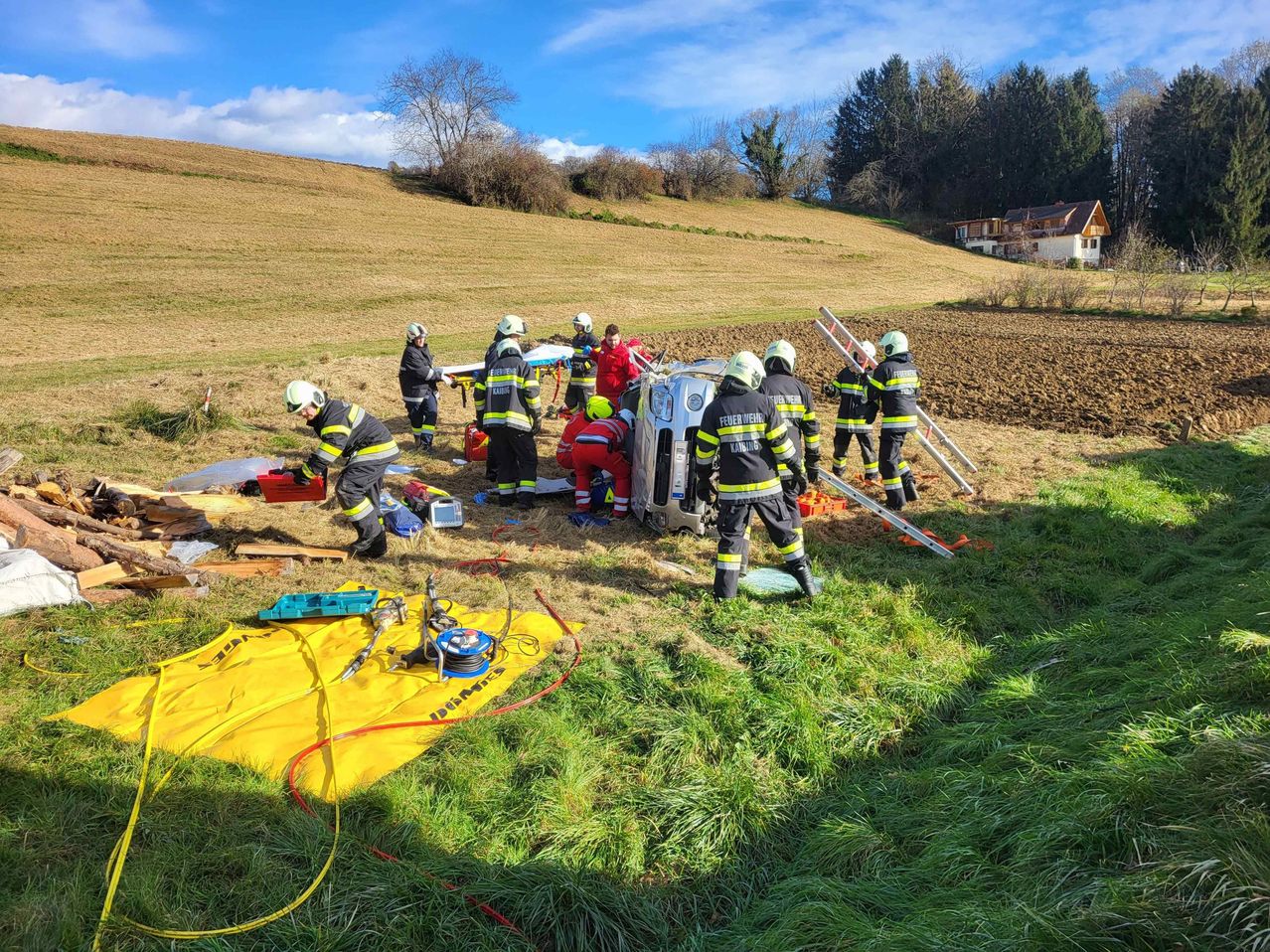 Bild enthält, Person, Worker, Outdoors